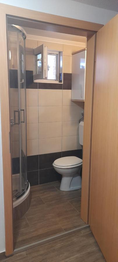 Studio apartman Desire Buje Bagian luar foto